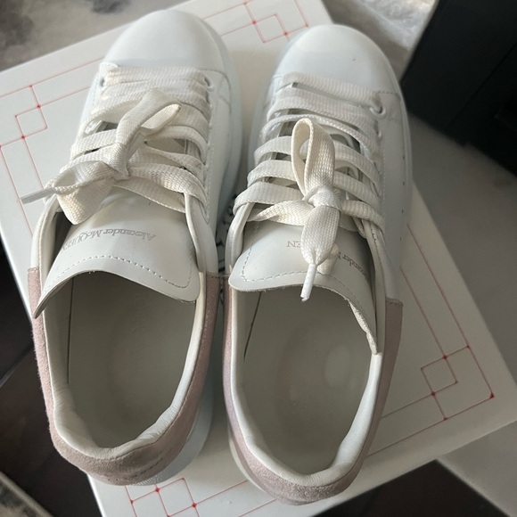 Alexander McQueen sneakers size 37 - Picture 5 of 10